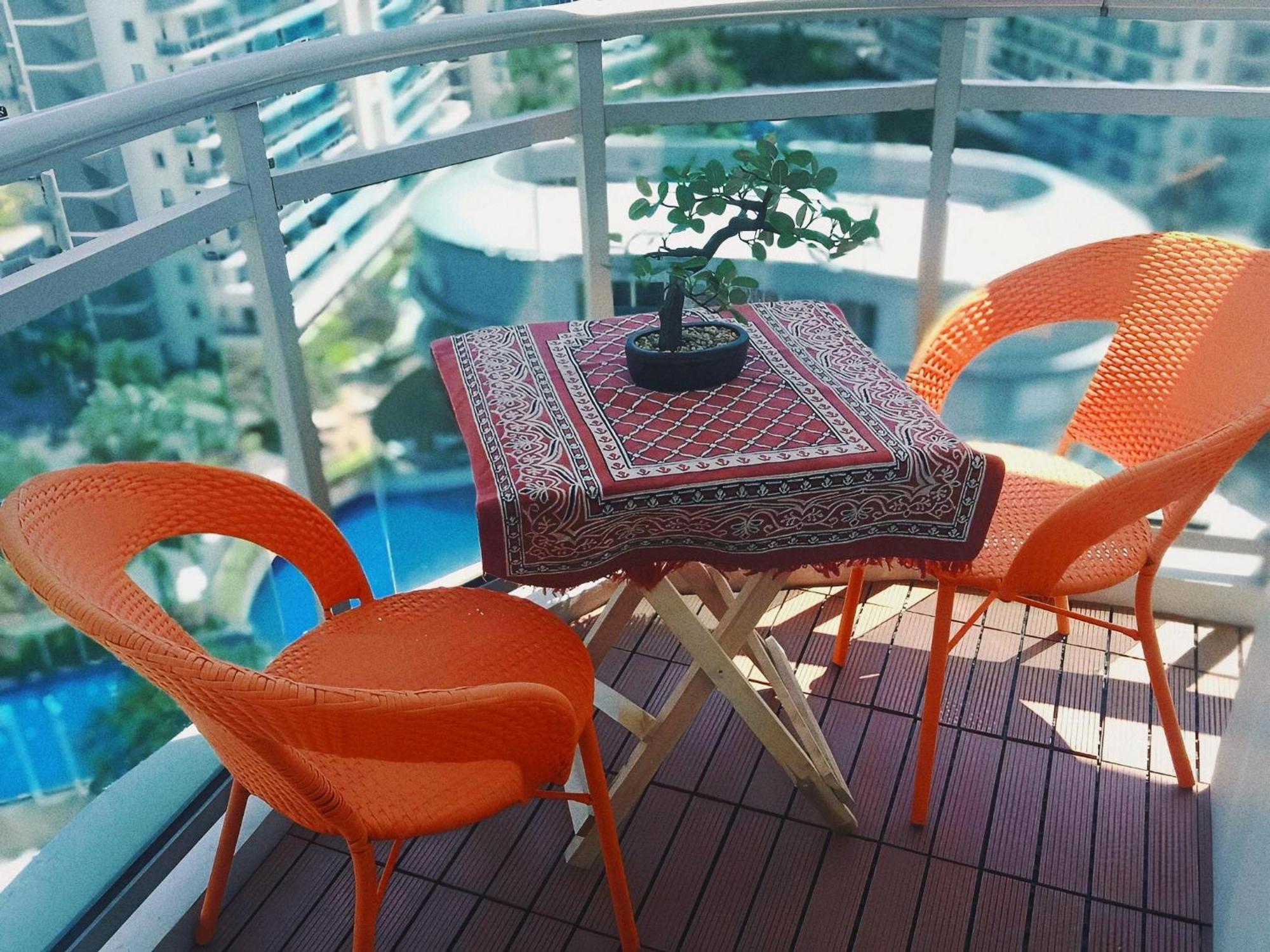 Manila Urban Resort At Azure Exteriér fotografie